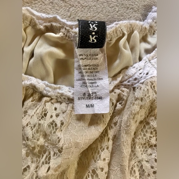 Cream Lace Babydoll Top 🍰 - Picture 5 of 6